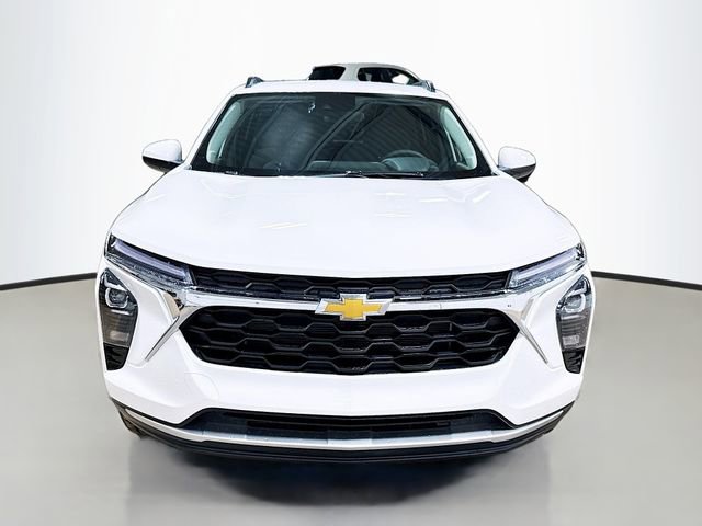 New 2026 Chevrolet Trax LT image 3