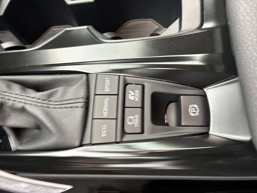 New 2026 Toyota Camry LE FWD image 38