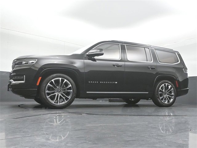 Used 2023 Jeep Grand Wagoneer Series III image 39