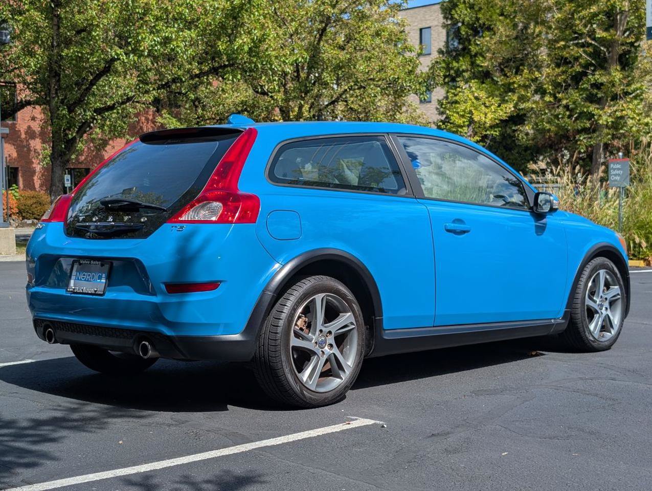 Used 2013 Volvo C30 T5 R-Design FWD image 7