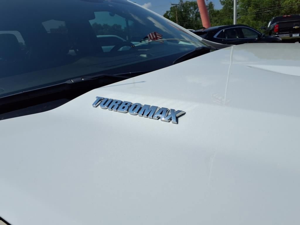 Used 2025 Chevrolet Silverado 1500 Custom w/ LPO, Dark Essentials Package image 13