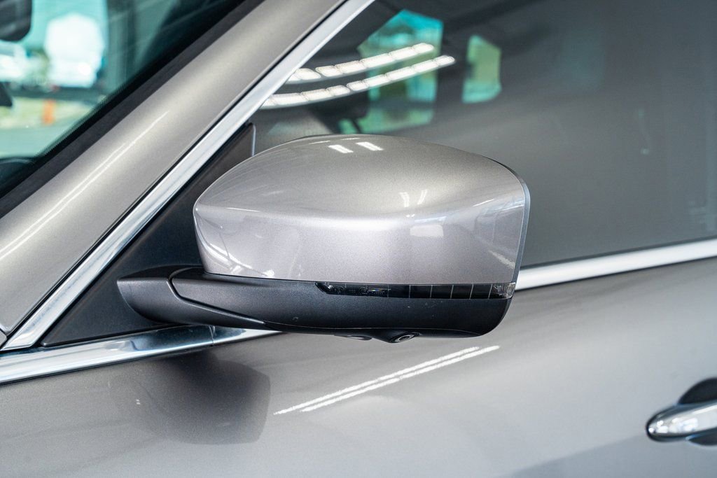 Used 2017 Maserati Levante w/ Luxury Package image 23