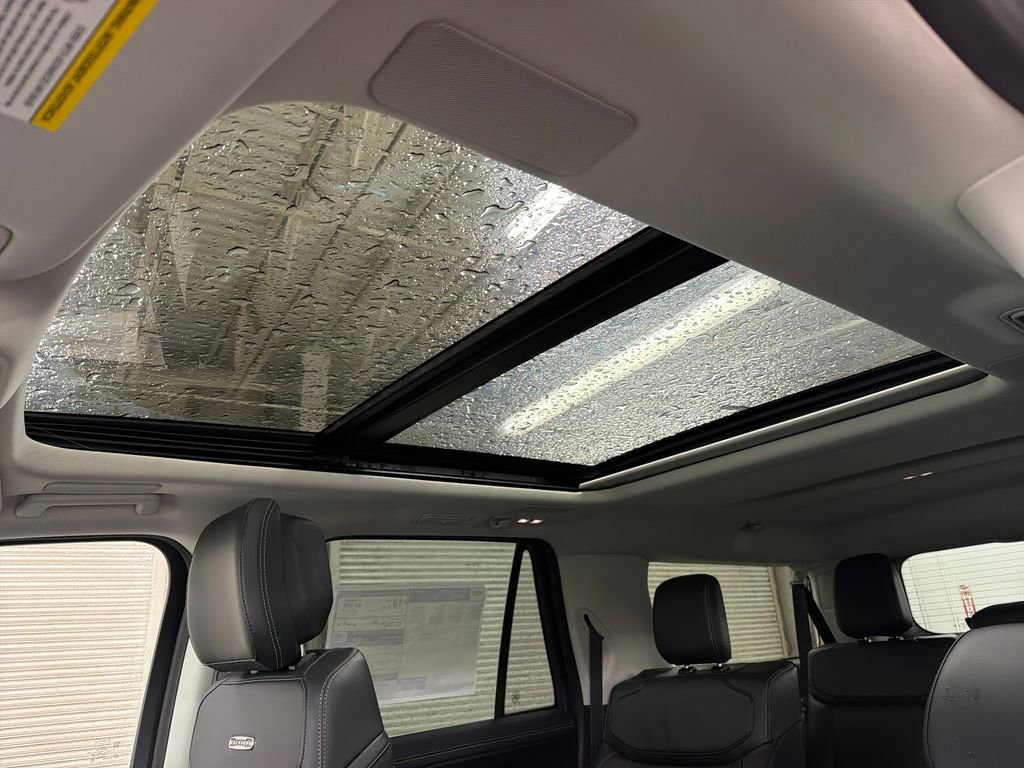 New 2026 Ford Expedition Max Platinum AWD/4WD image 9