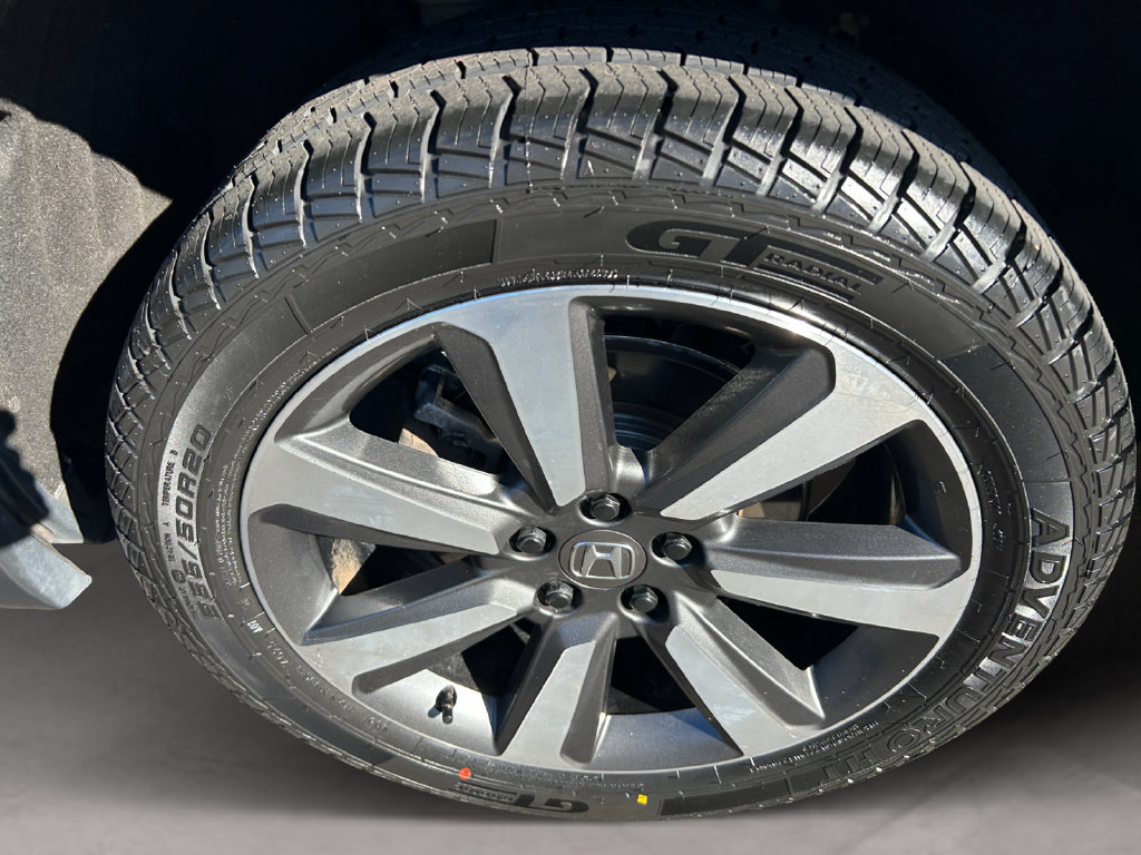 Certified 2024 Honda Pilot Touring image 14