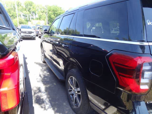 Used 2024 Ford Expedition Limited RWD image 4