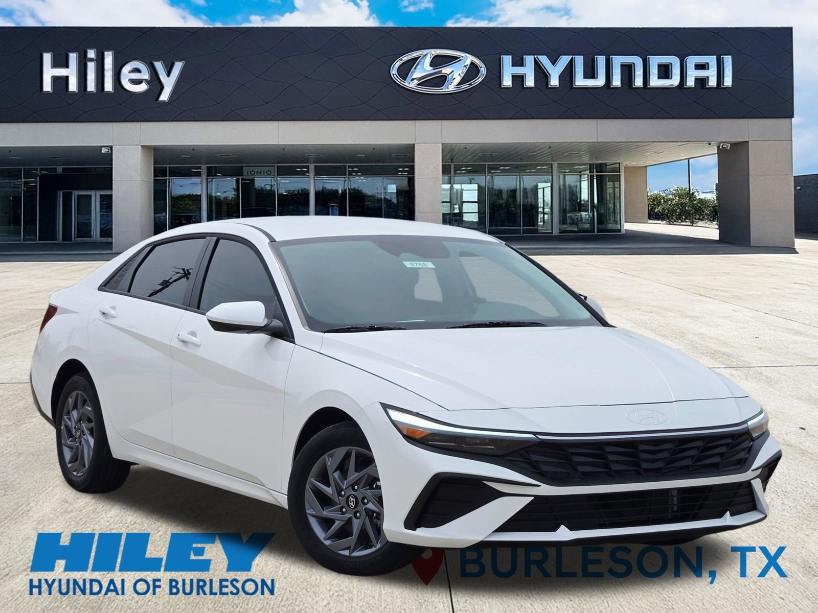 New 2026 Hyundai Elantra Blue FWD image 2