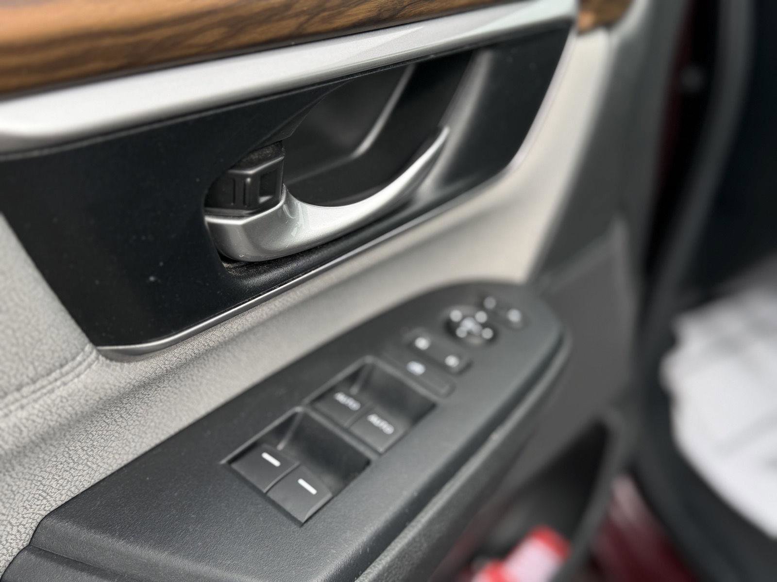 Used 2018 Honda CR-V EX image 14