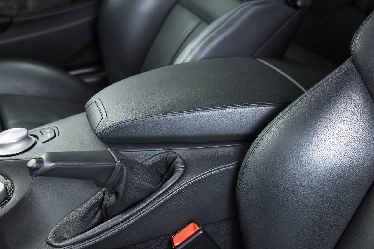 Used 2006 BMW M6 Coupe RWD image 70