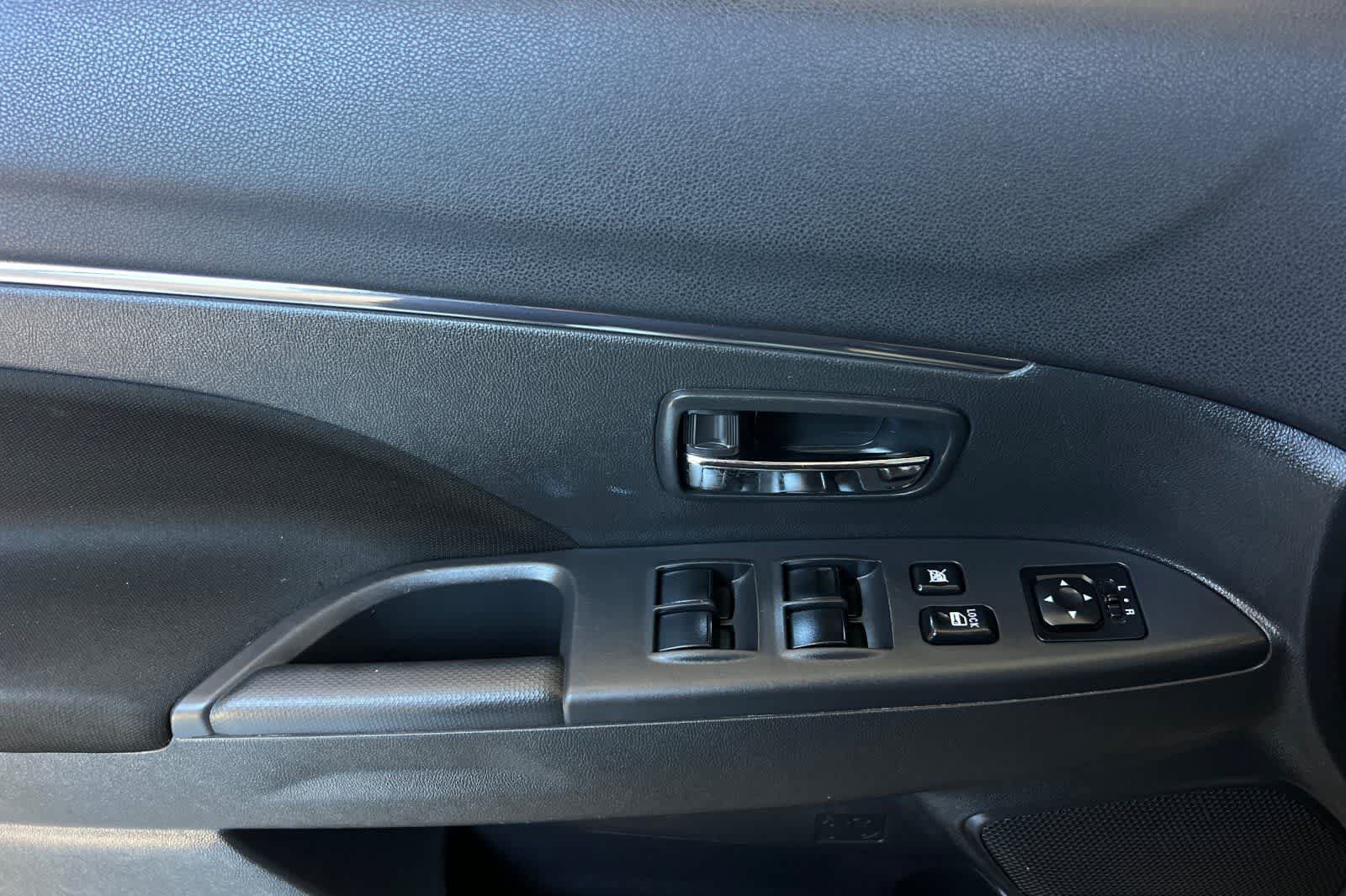 Used 2024 Mitsubishi Outlander Sport ES AWD/4WD image 13