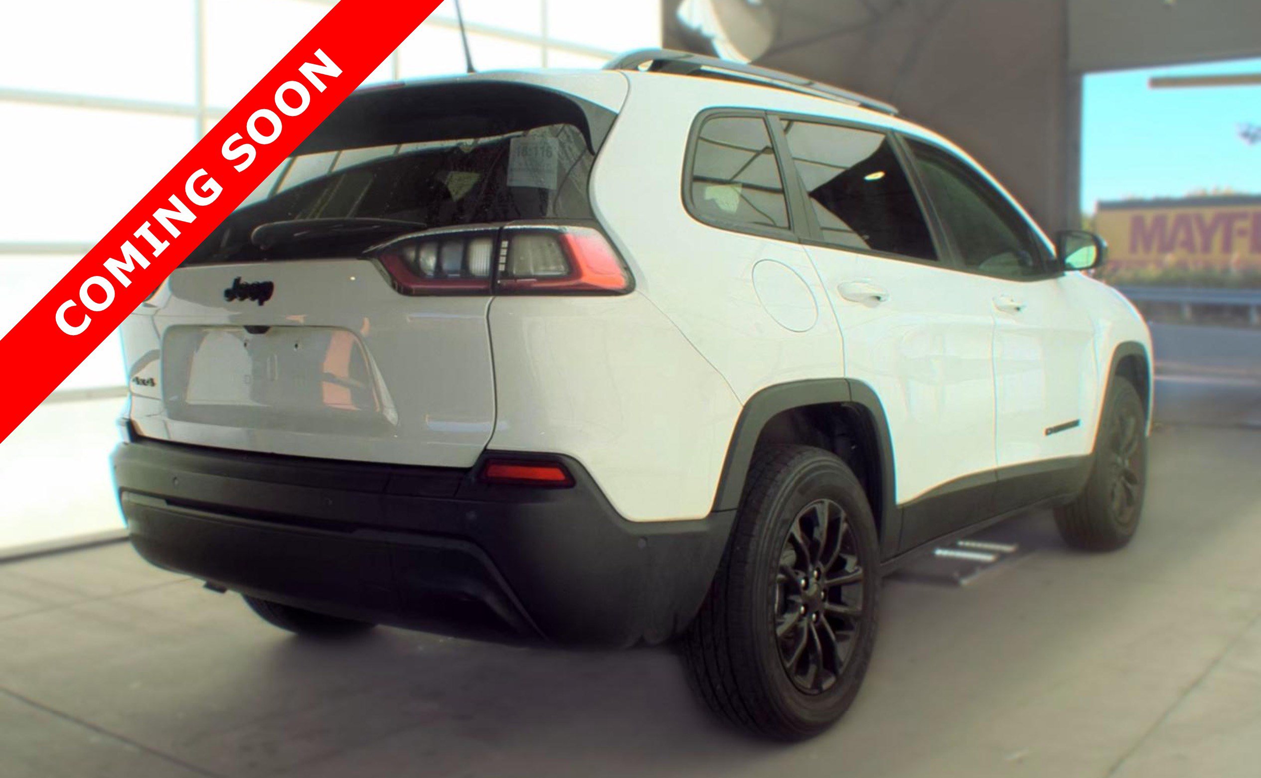 Used 2023 Jeep Cherokee Altitude Lux AWD/4WD image 4