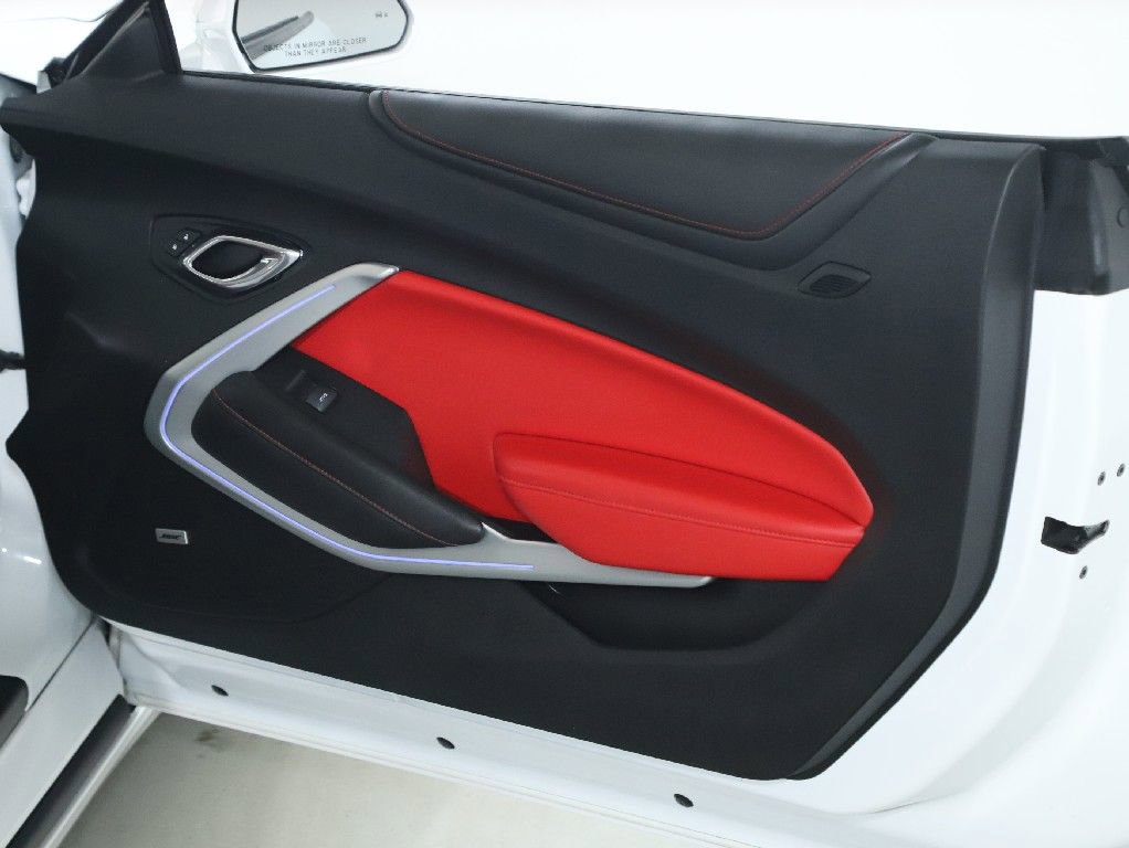 Used 2021 Chevrolet Camaro SS image 34