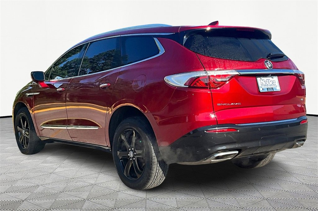 Used 2023 Buick Enclave Essence w/ Sport Touring Edition image 13