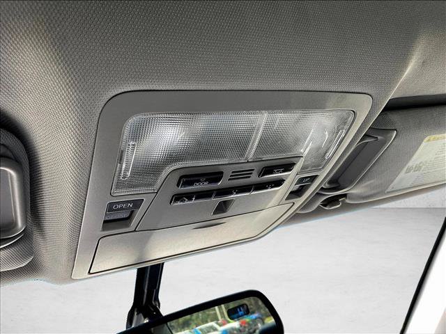 Used 2017 Toyota Camry XLE FWD image 22