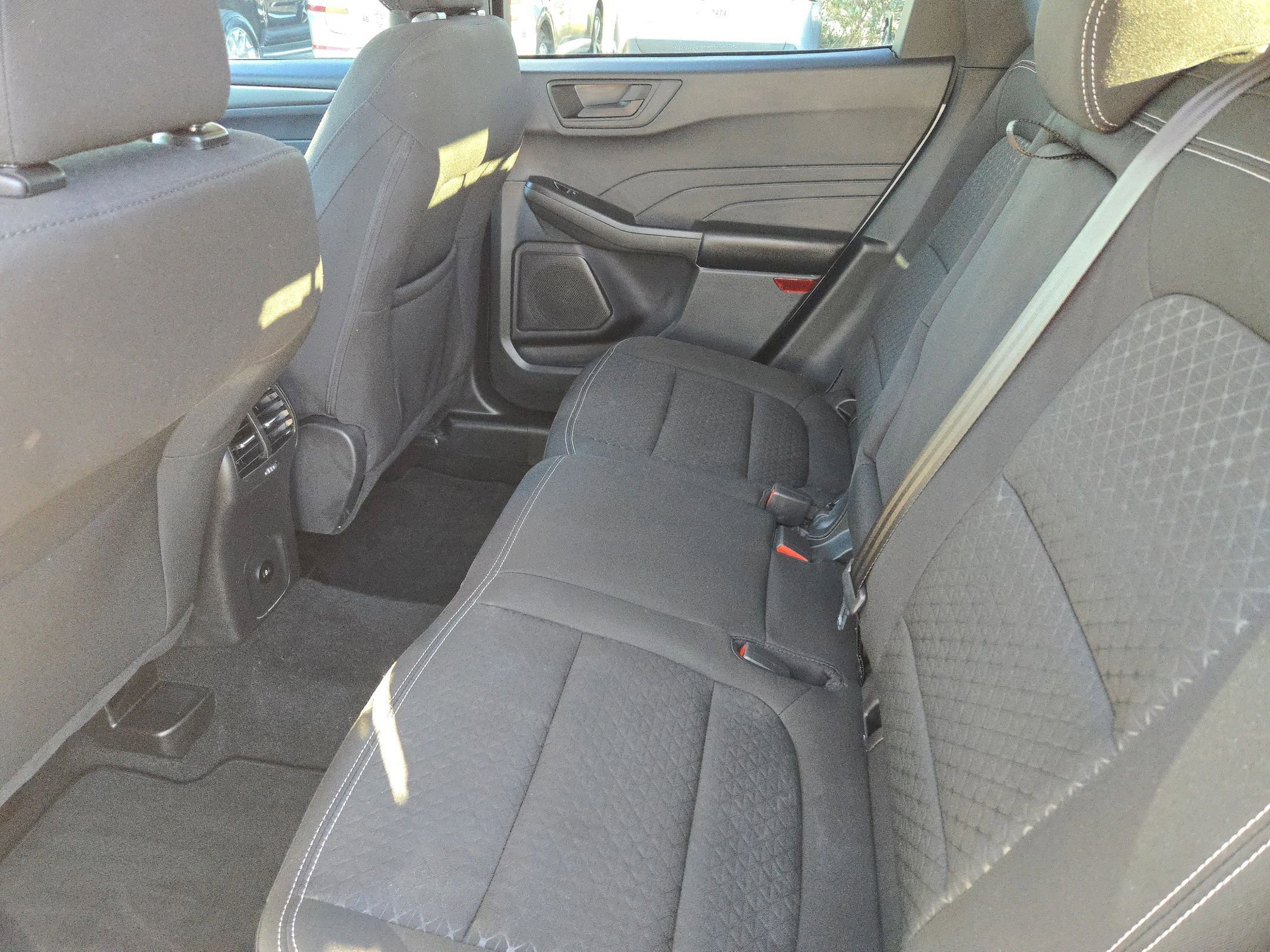 Used 2025 Ford Escape Active image 12