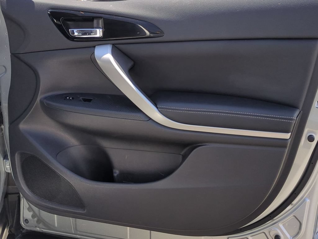 Used 2025 Mitsubishi Eclipse Cross SE AWD/4WD image 33