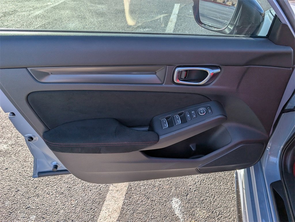 Used 2025 Honda Civic Type R image 12