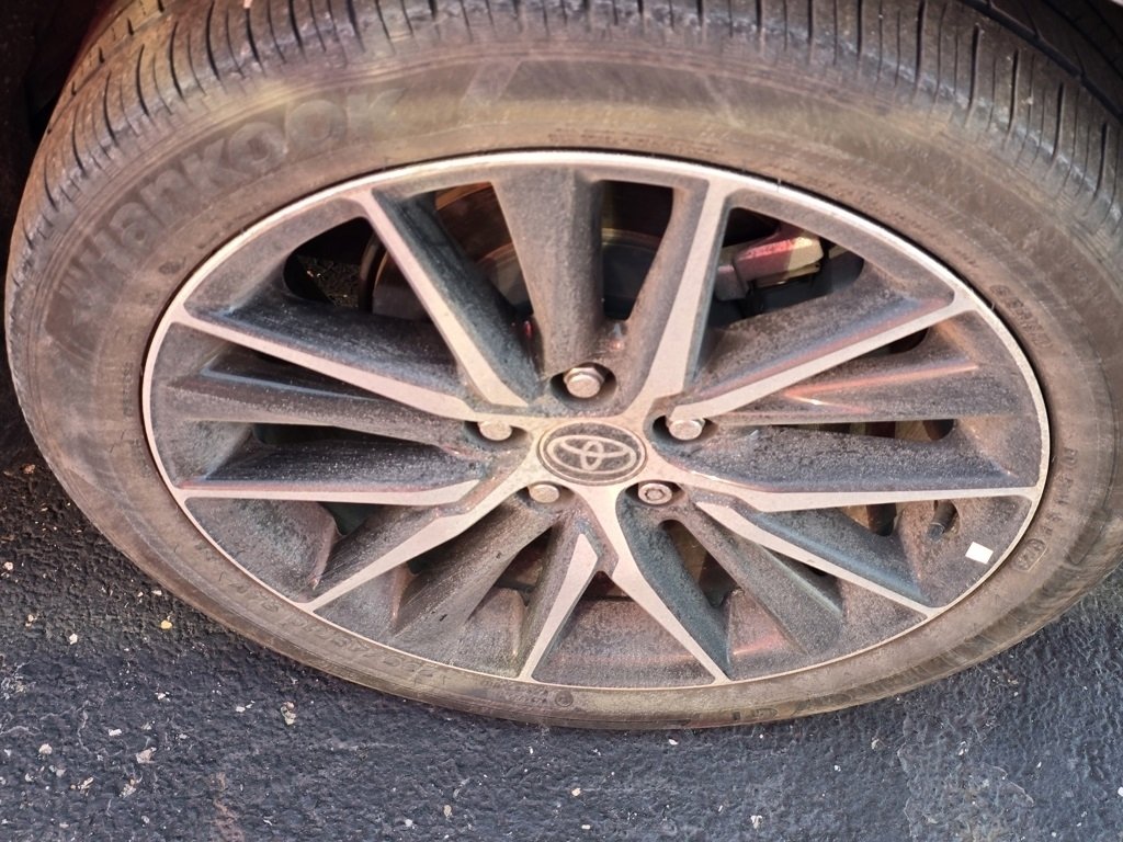 Used 2024 Toyota Camry SE image 24