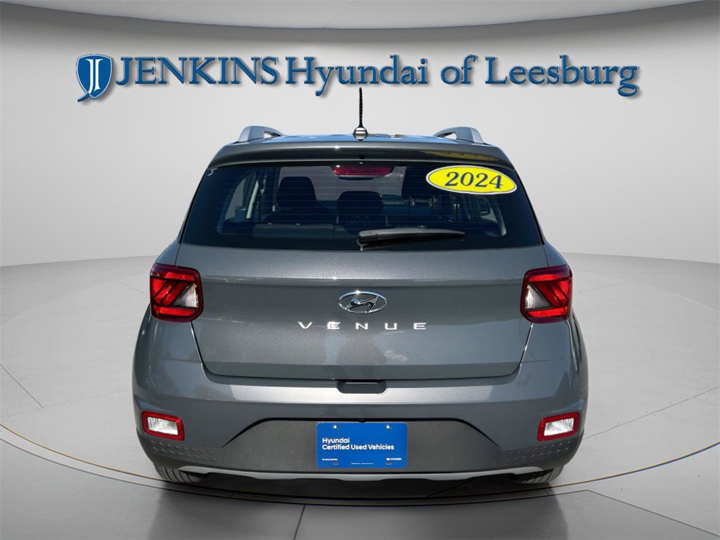 Certified 2024 Hyundai Venue SEL image 7