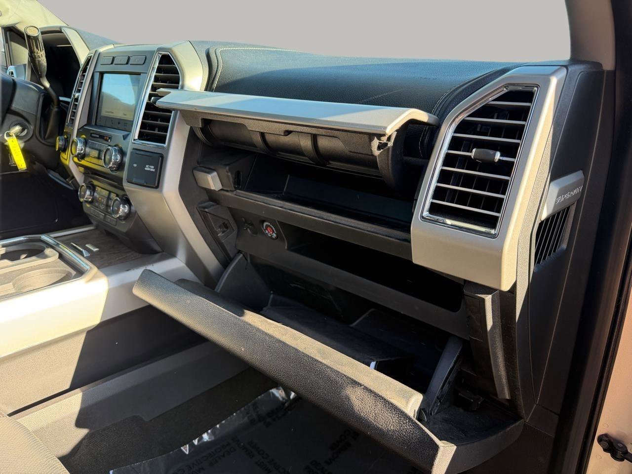 Used 2017 Ford F250 Lariat w/ Chrome Package AWD/4WD image 48