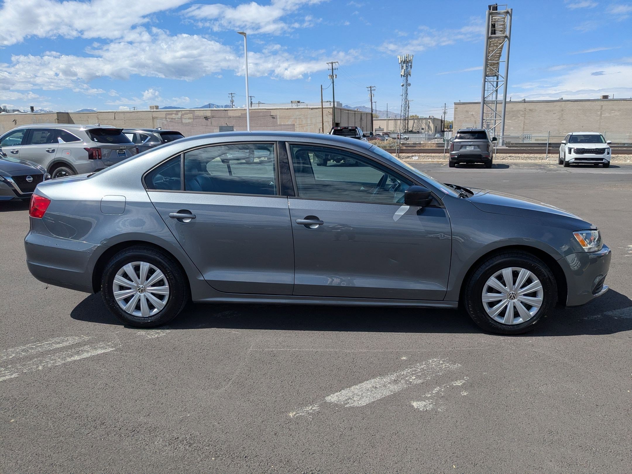 Used 2014 Volkswagen Jetta S image 6
