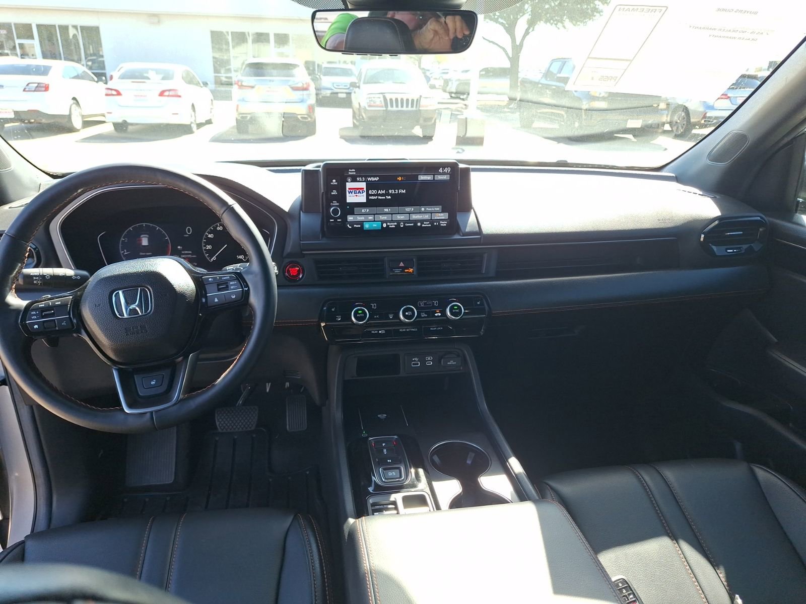 Used 2024 Honda Pilot TrailSport image 19
