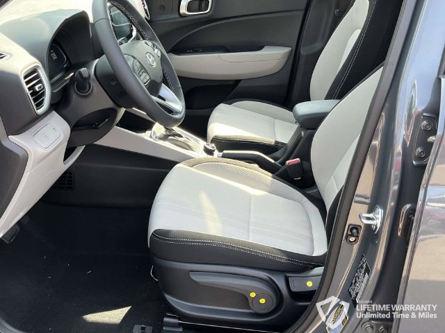 New 2026 Hyundai Venue SEL FWD image 10