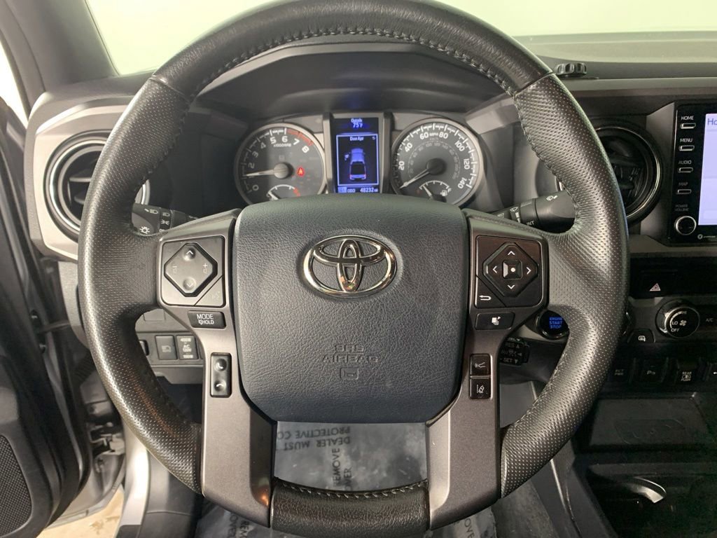 Used 2020 Toyota Tacoma TRD Off-Road w/ Technology Package AWD/4WD image 20
