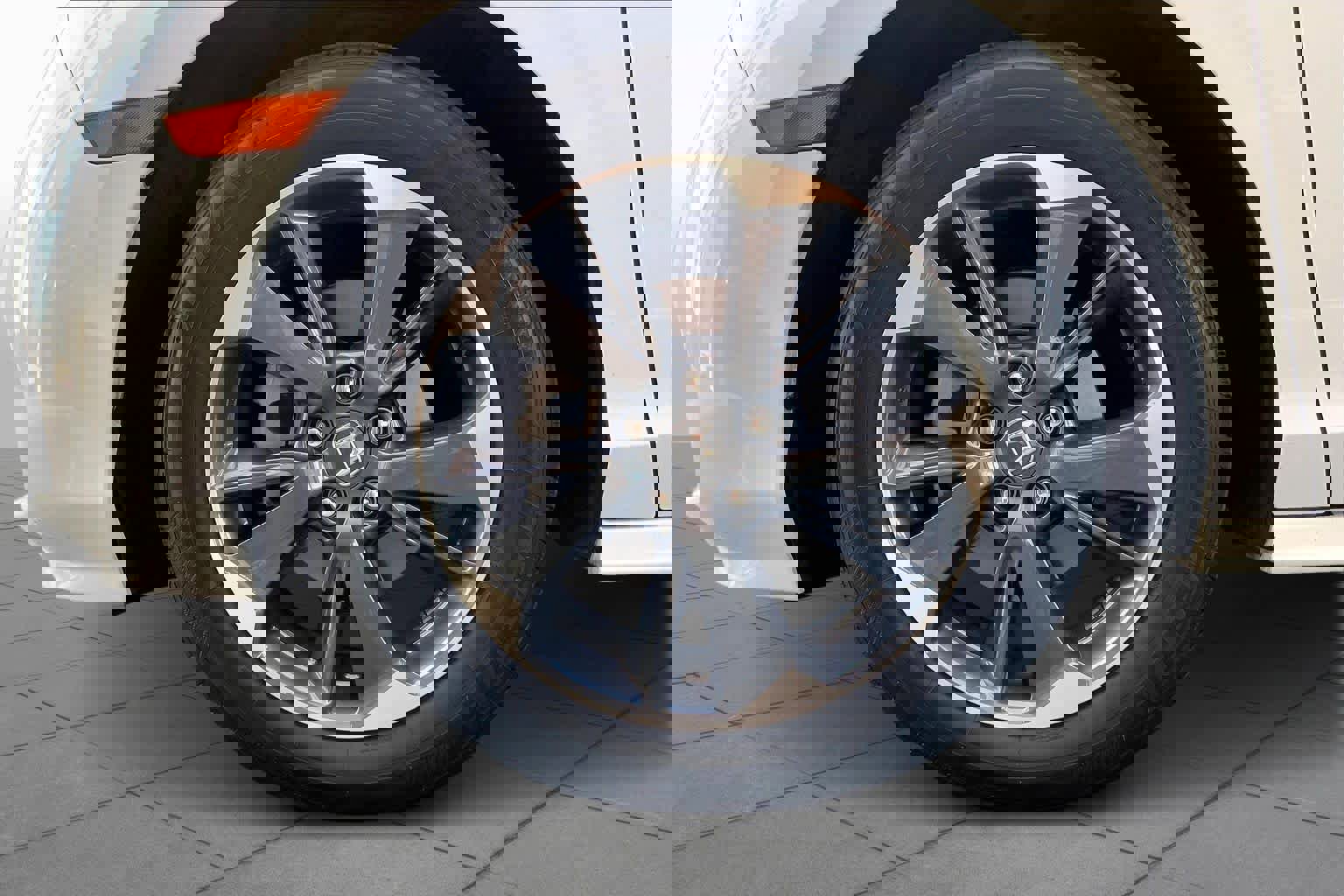 Used 2023 Honda Odyssey Elite image 10