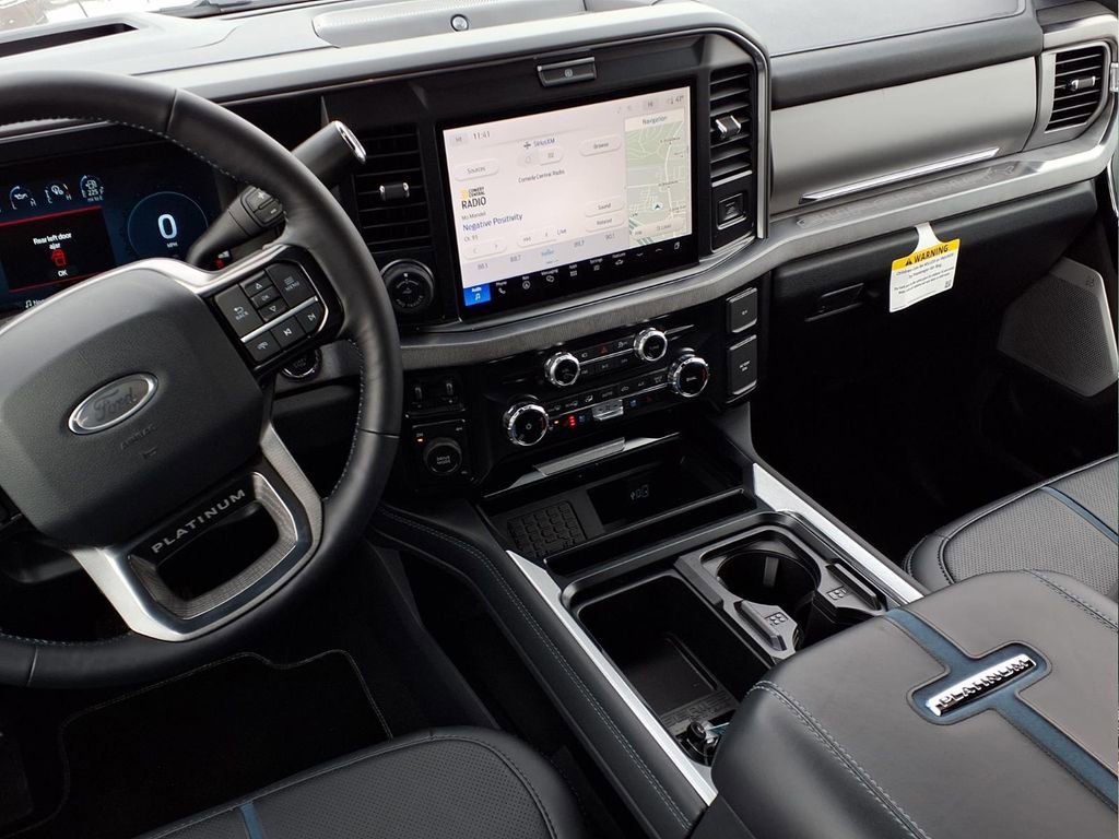 New 2025 Ford F450 Platinum image 5