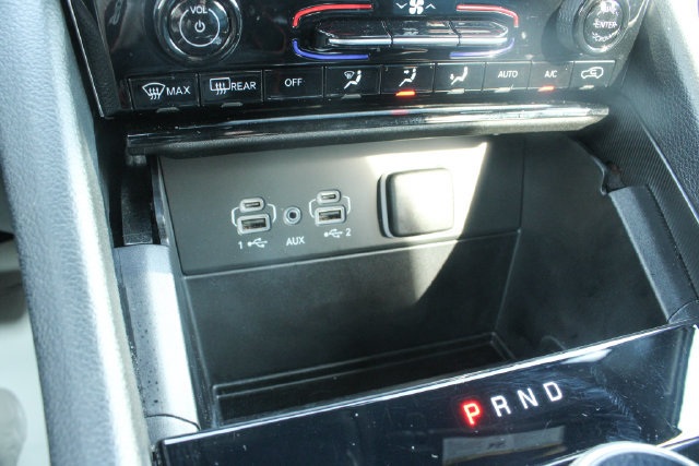 Used 2024 Jeep Grand Cherokee Laredo RWD image 18