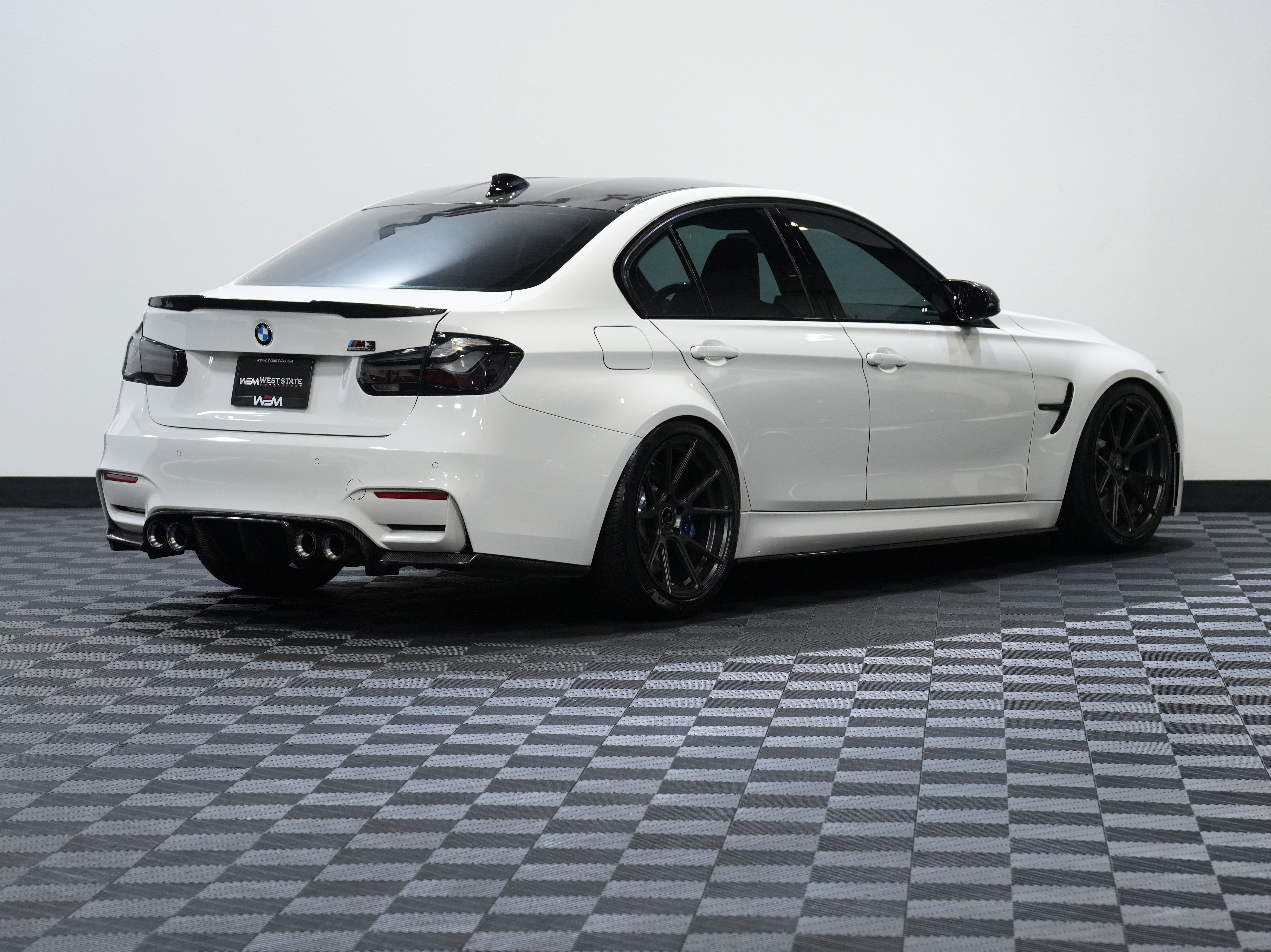 Used 2017 BMW M3 image 6