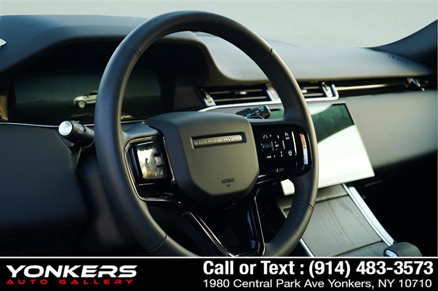 Used 2024 Land Rover Range Rover Evoque S image 45