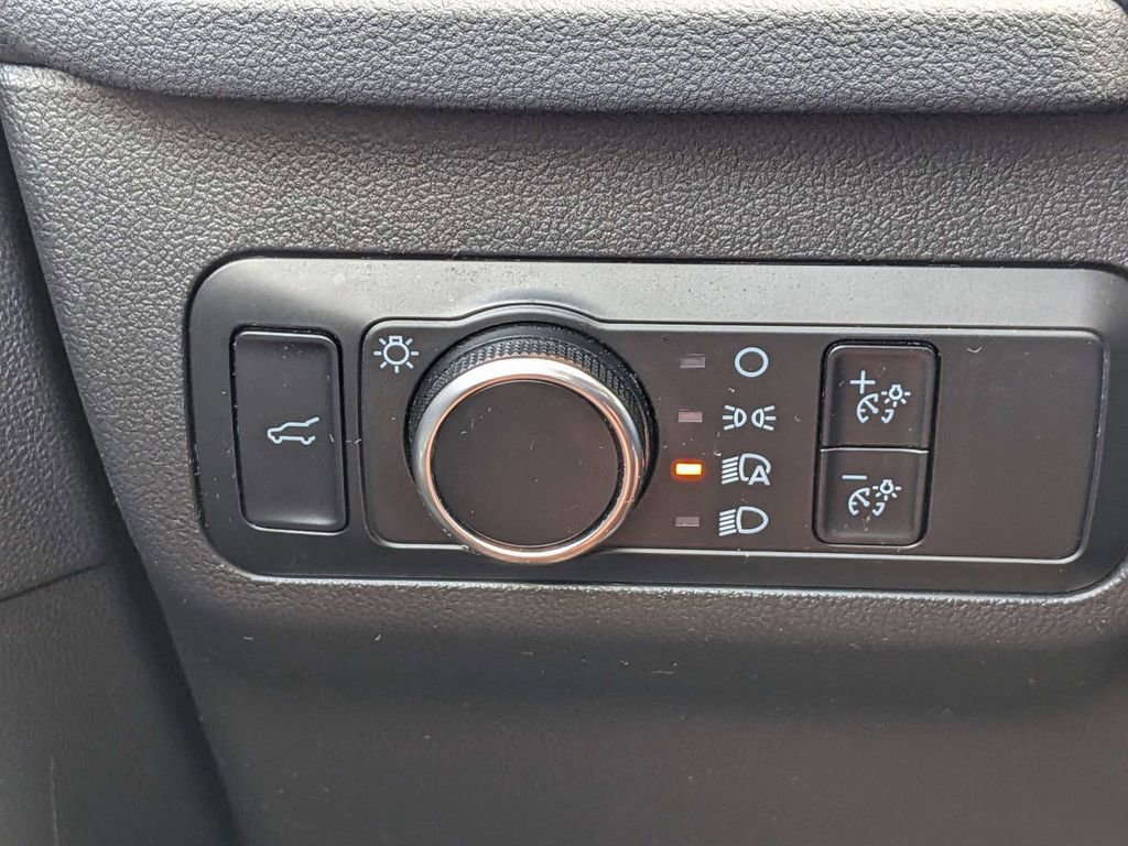 Used 2023 Ford Escape ST-Line w/ Cold Weather Package image 25