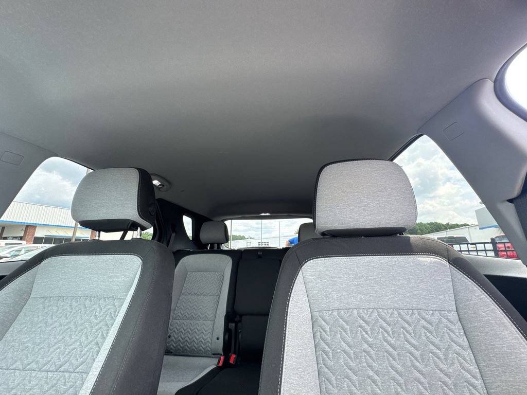 Used 2023 Chevrolet Equinox LT FWD image 32
