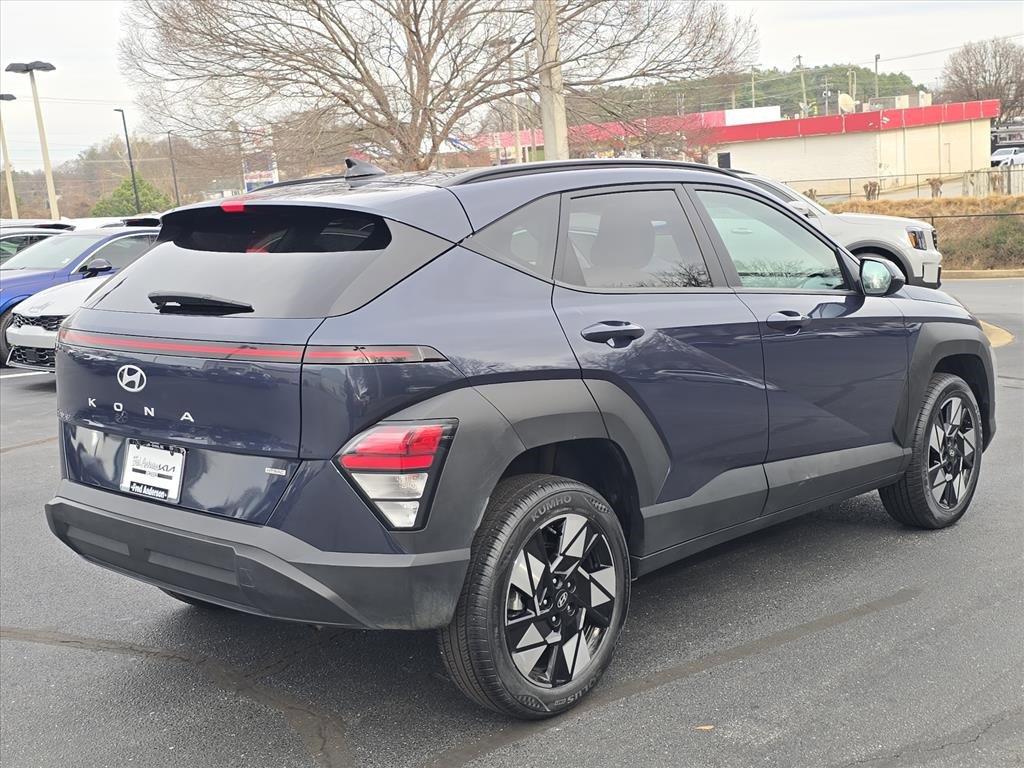 Used 2024 Hyundai Kona SEL image 3