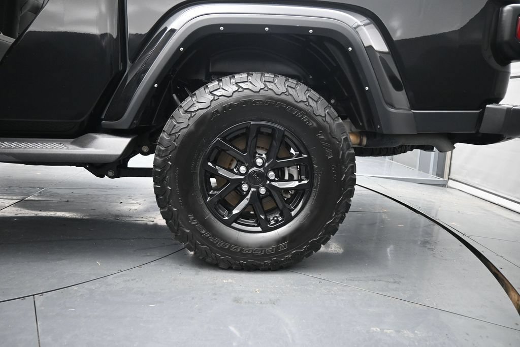 Used 2022 Jeep Gladiator Sport AWD/4WD image 19