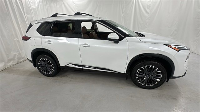 New 2026 Nissan Rogue Platinum w/ Platinum Premium Package image 2