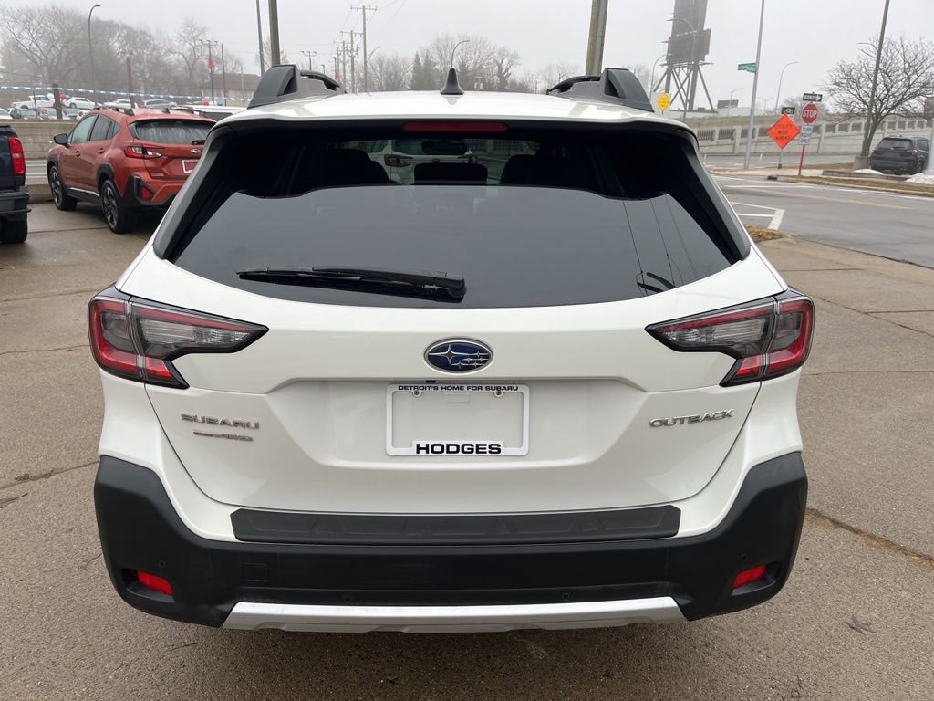 Certified 2025 Subaru Outback Limited image 6