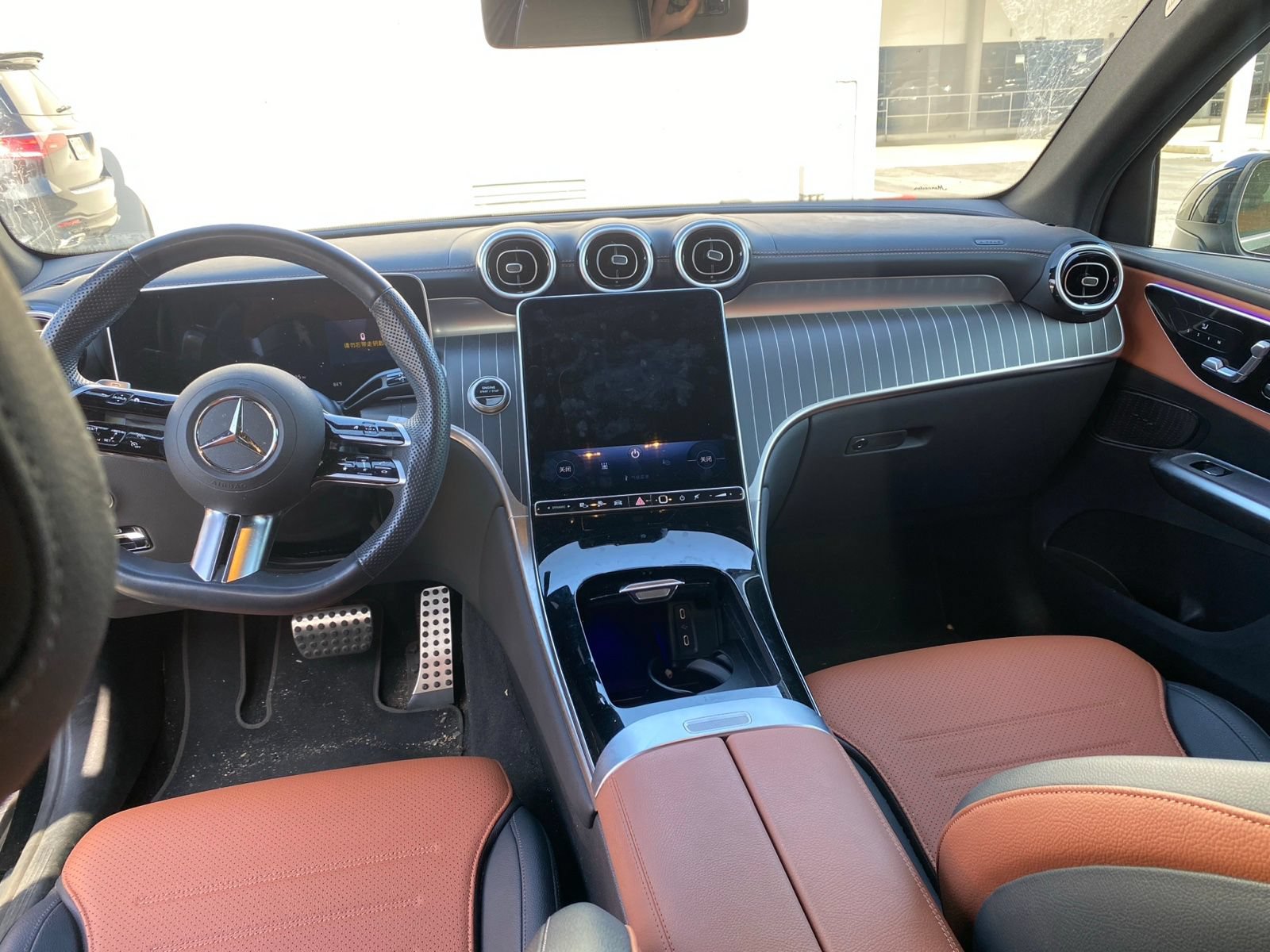 Certified 2025 Mercedes-Benz GLC 350e 4MATIC image 13