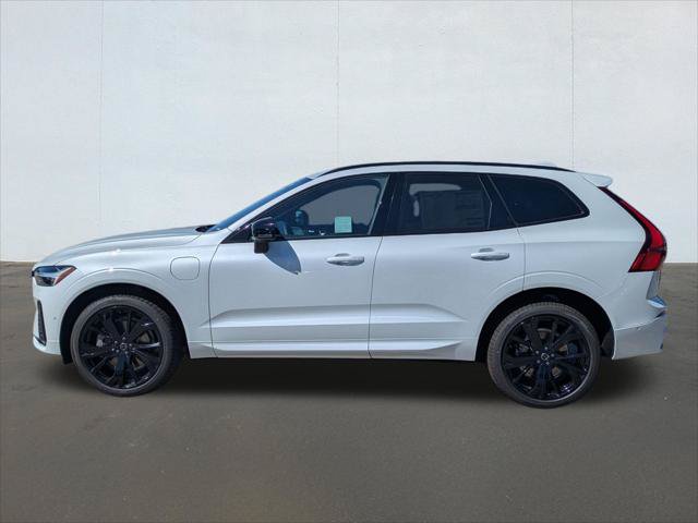New 2026 Volvo XC60 T8 Ultra w/ Climate Package PRO AWD/4WD image 3