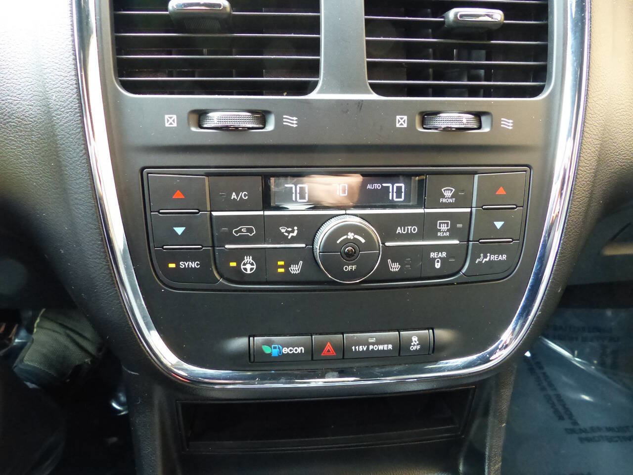 Used 2016 Dodge Grand Caravan R/T w/ Driver Convenience Group image 33