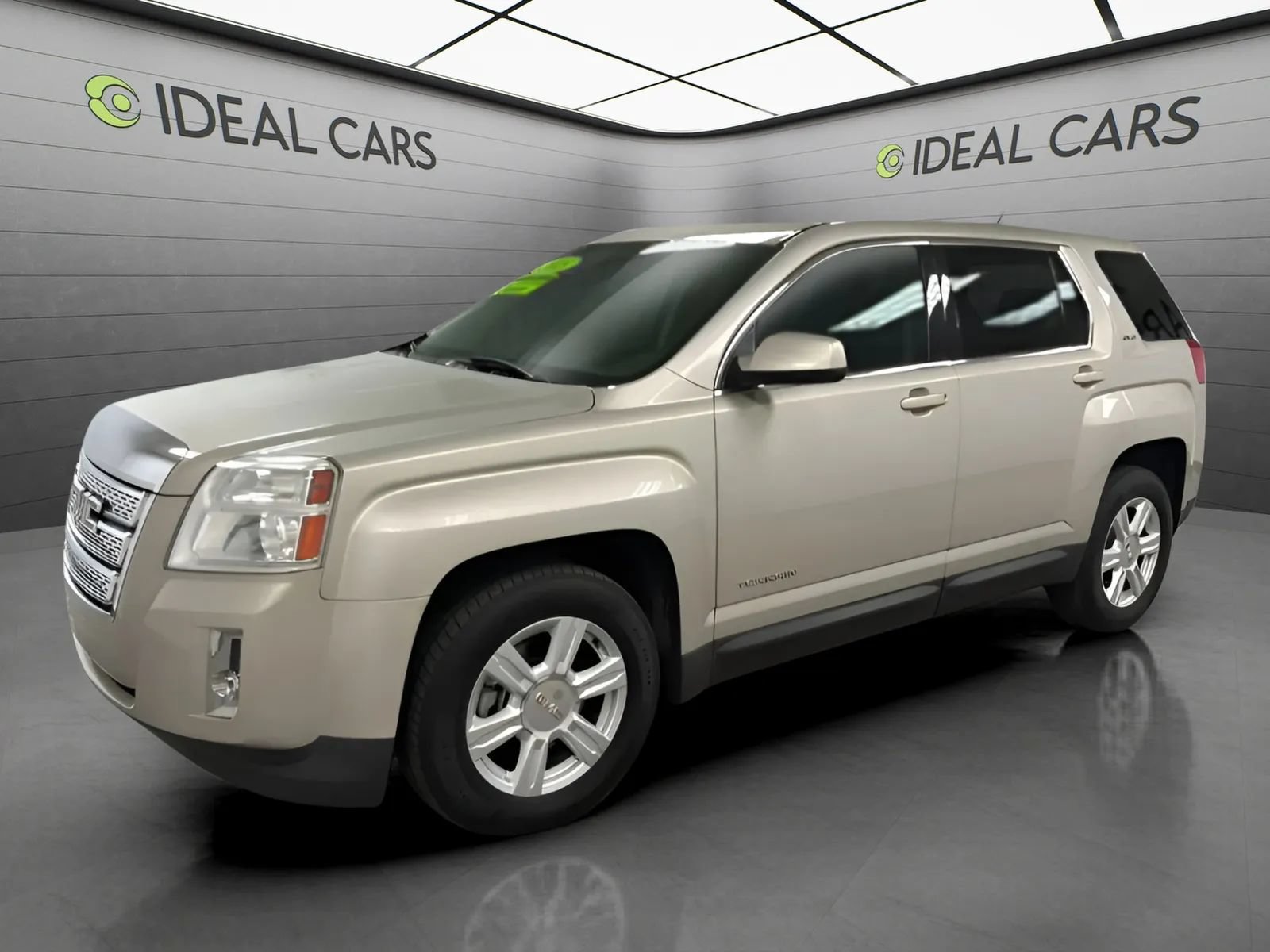 Used 2015 GMC Terrain SLE FWD image 1