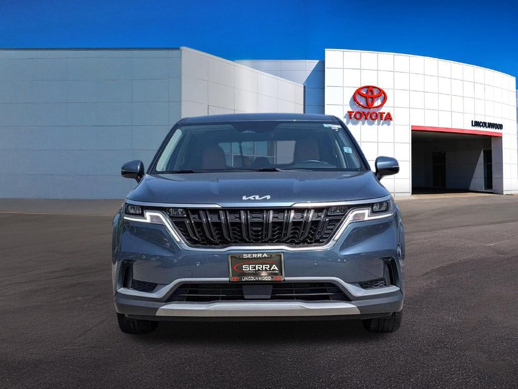 Used 2024 Kia Carnival EX FWD image 7