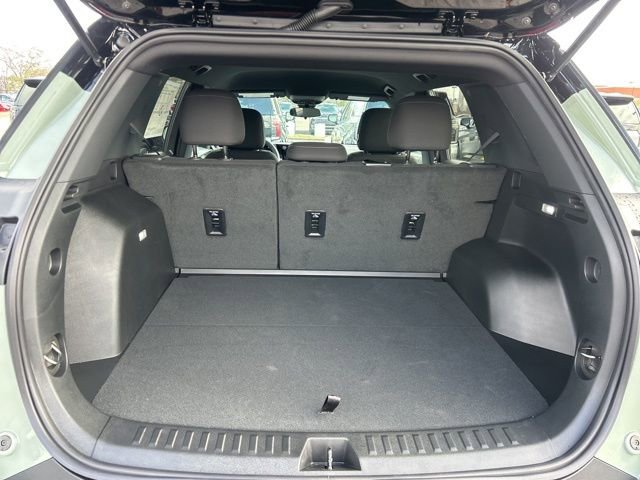 New 2026 Chevrolet Equinox LT w/ LPO, Floor Liner Package image 29