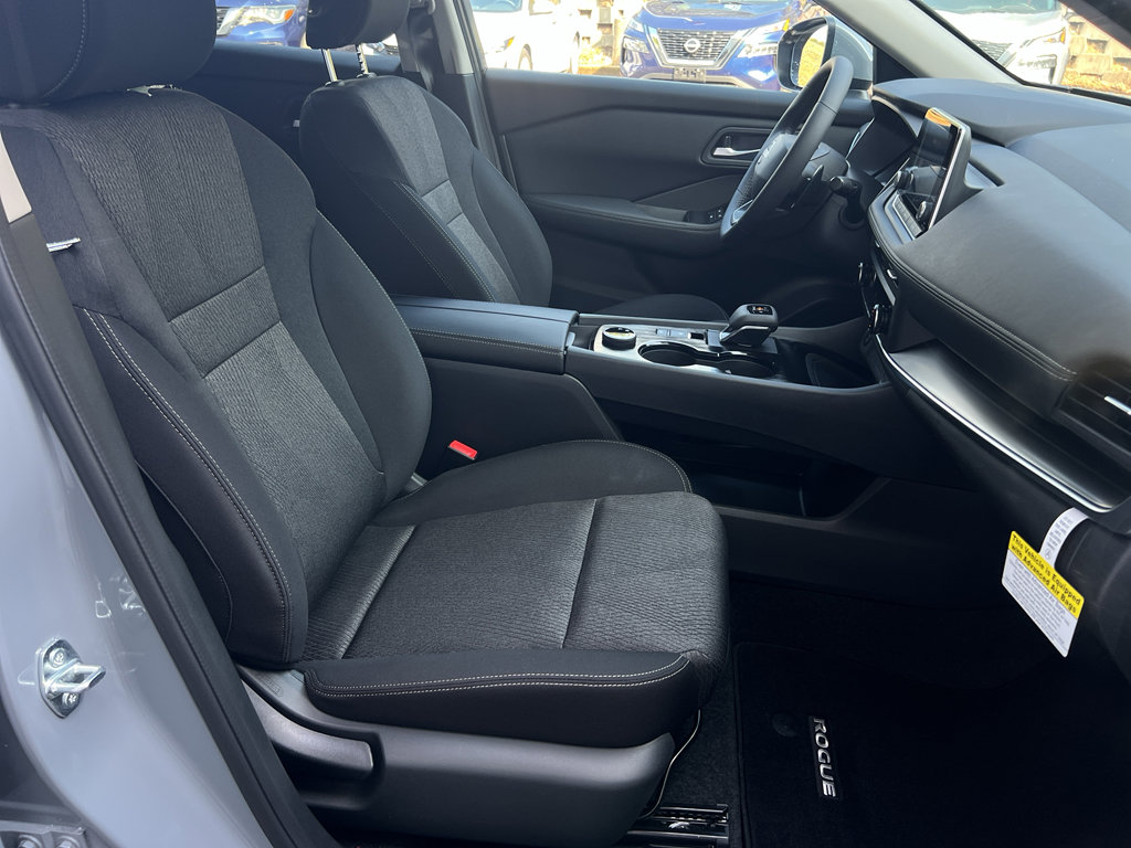 New 2026 Nissan Rogue SV image 18