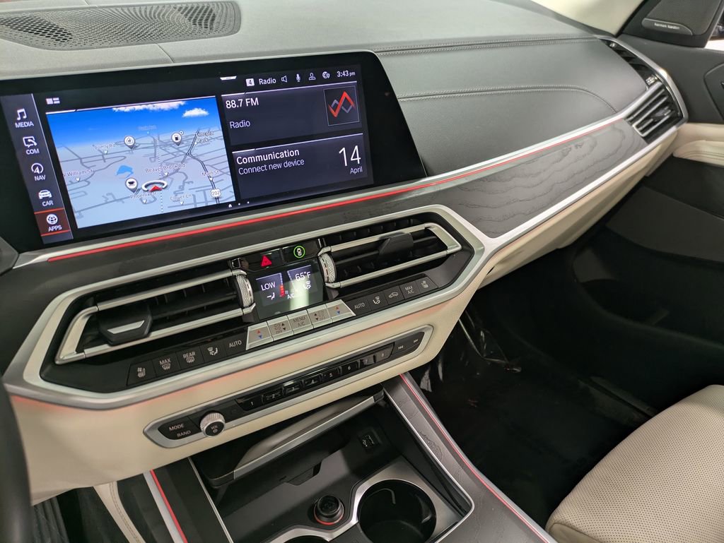 Used 2021 BMW X7 xDrive40i w/ Executive Package AWD/4WD image 11