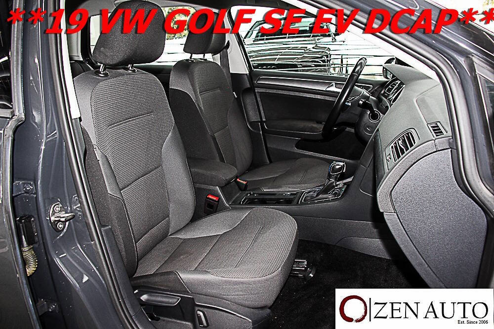 Used 2019 Volkswagen e-Golf SE w/ Driver Assistance Package image 29
