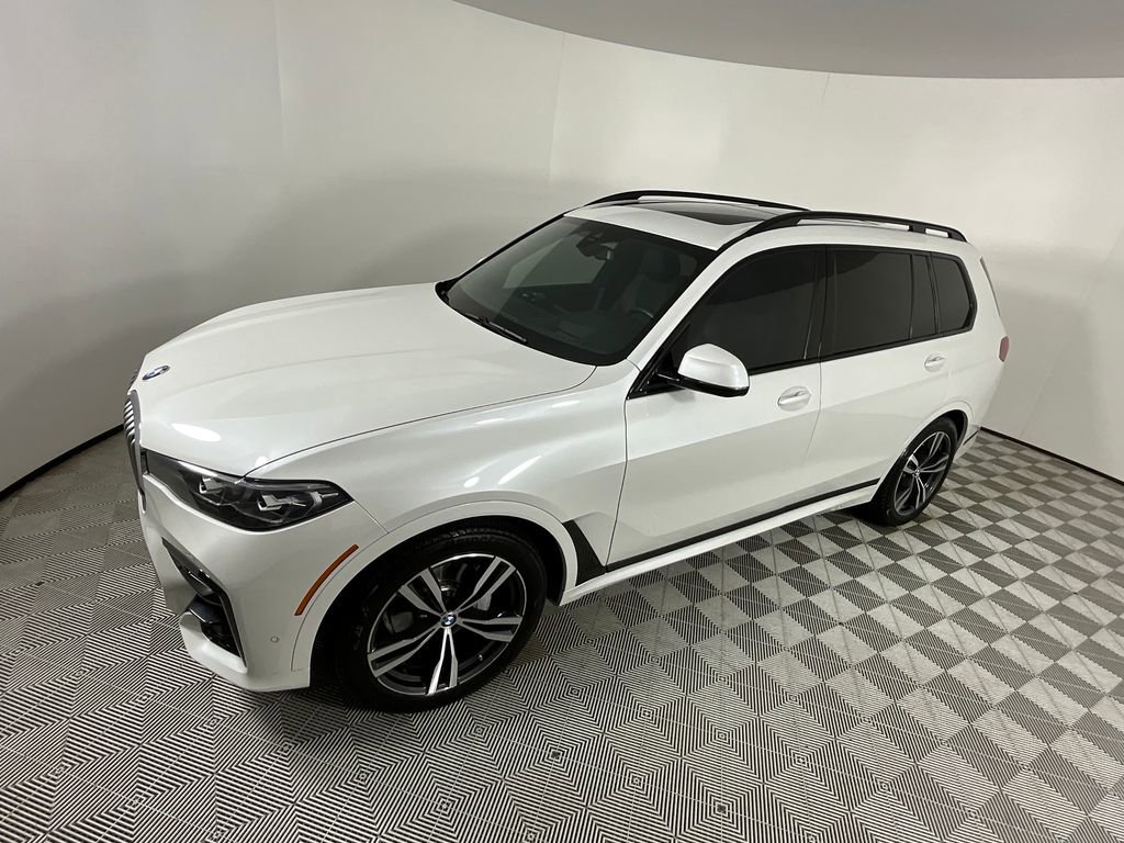 Used 2021 BMW X7 xDrive40i w/ M Sport Package AWD/4WD image 9