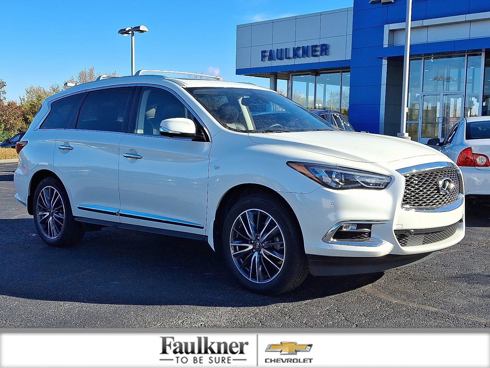 Used 2019 INFINITI QX60 Luxe w/ Sensory Package