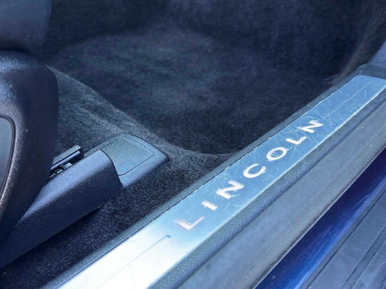 Used 2017 Lincoln MKZ Reserve w/ Climate Package FWD image 32